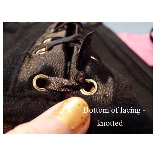 Bottom ribbon knot