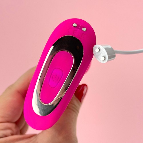 Double ecstasy - Wearable G-spot vibrator