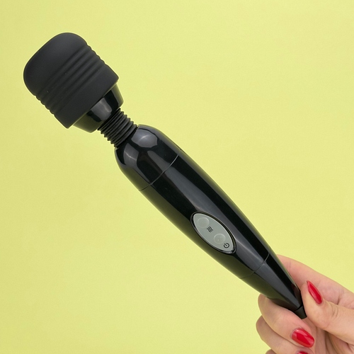 Rechargeable wand massager