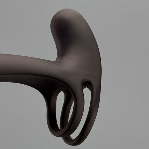 Magnum - Vibrating penis sleeve - EdenFantasys Magnum - Vibrating penis sleeve - EdenFantasys