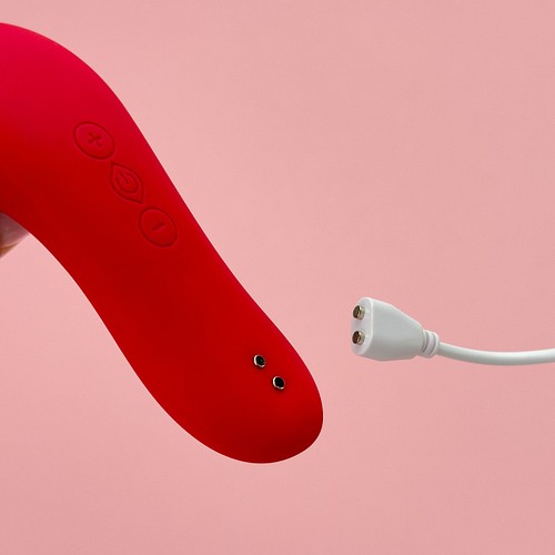 rose suction vibrator Red Rose Sucking Vibrator Silicone 5.7 × 2.2 in USB Rechargeable IPX5  Waterproof from Dhgate Vibrators