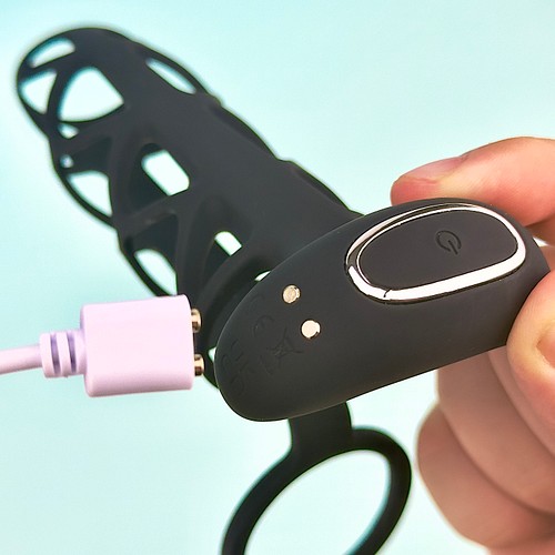 Love cage - Vibrating penis sleeve - EdenFantasys