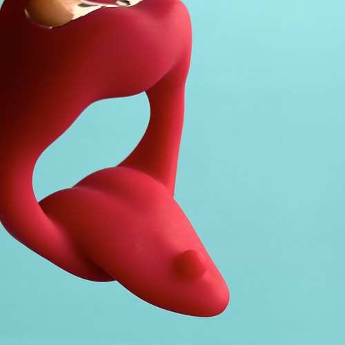 Kisser ring - Buy a Vibrating cock ring at EdenFantasys
