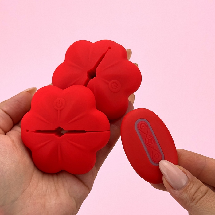 Product: Bloom nips