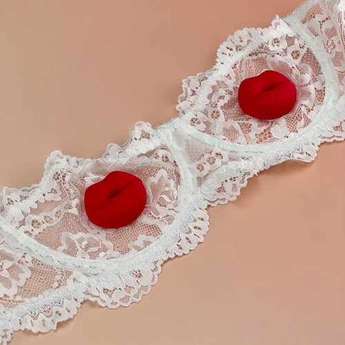 Nip kissers