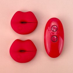 Nip kissers