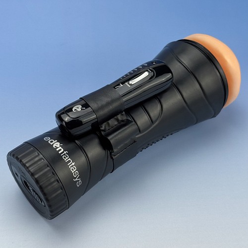 Vibrating pussy in a plastic case