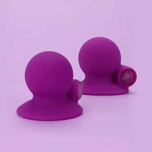 Vibrating nipple suckers