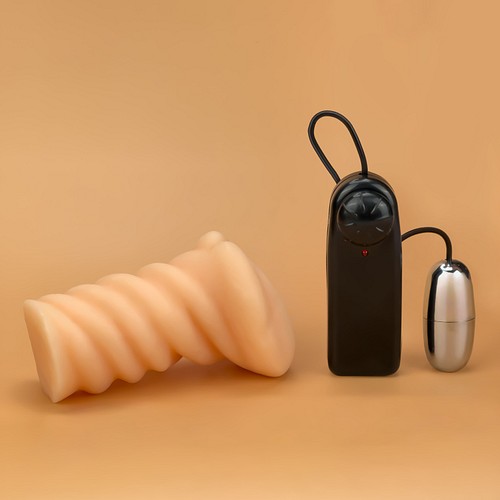 Vibrating realistic pussy