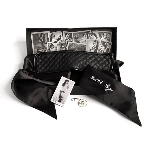 Product: Bettie Page bad girl blackout blindfold