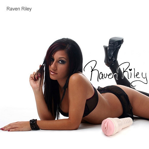 Product: Fleshlight girls Raven Riley