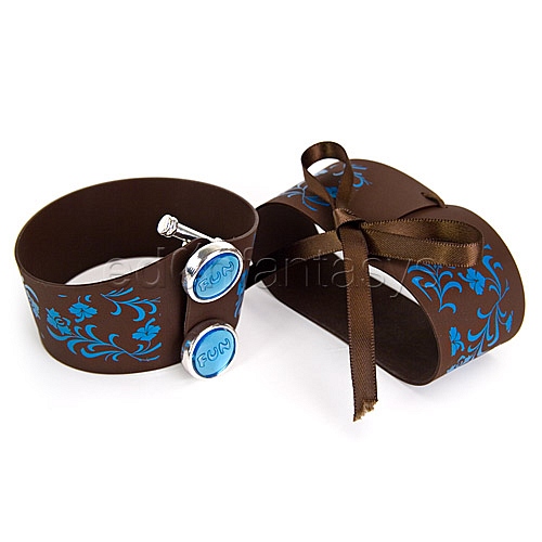 Product: Hippy handcuffs