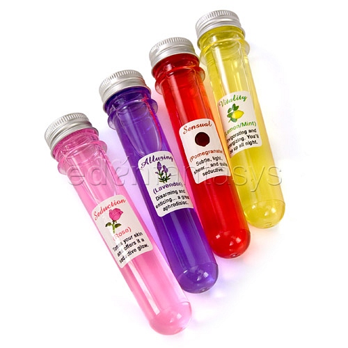 Product: Chemistry bubble bath set