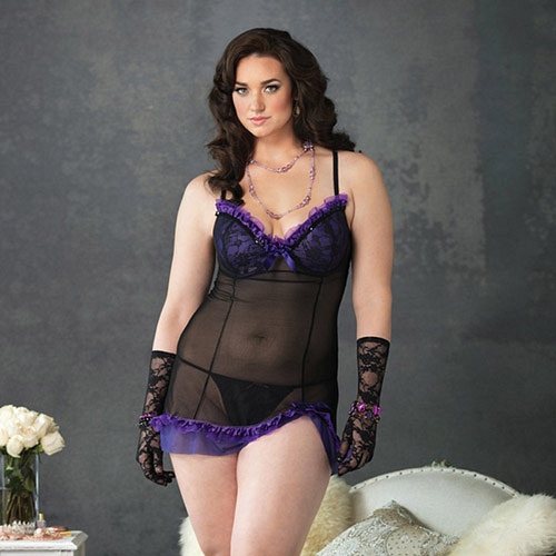 Product: Padded underwire mesh chemise set