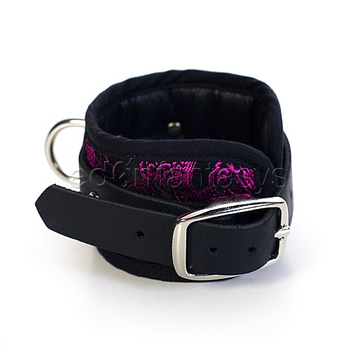 Product: Dragon silk wrist restraints