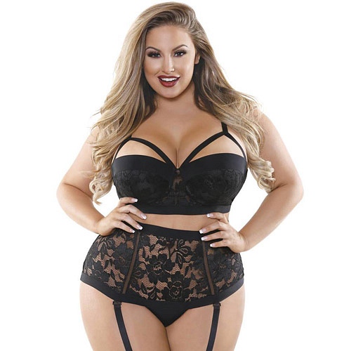 Product: Underwired longline bra set