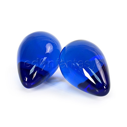 Product: Premium glass large eggs