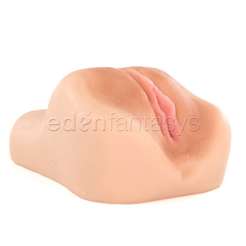Product: Cassia Riley pet pussy