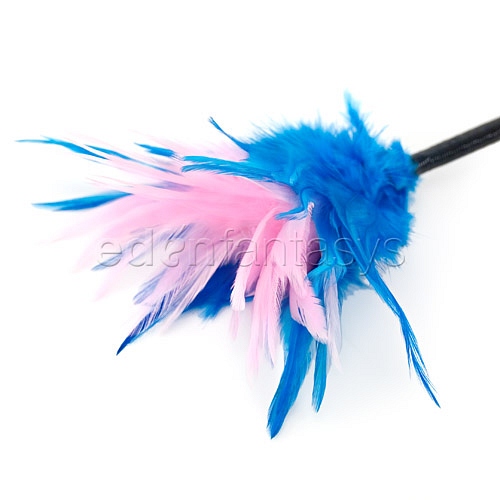 Product: Fresh feather crop