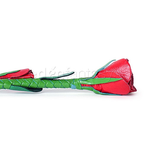 Product: Red rose buds crop