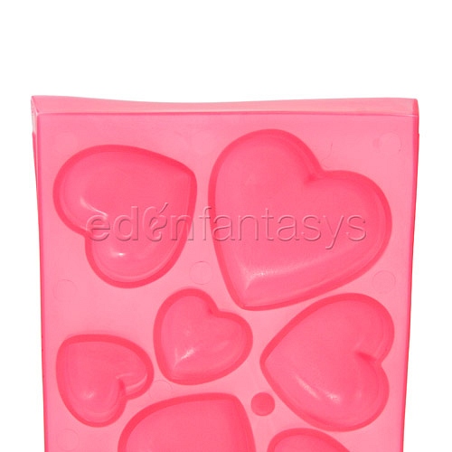 Product: Heart shaped ice cubes tray