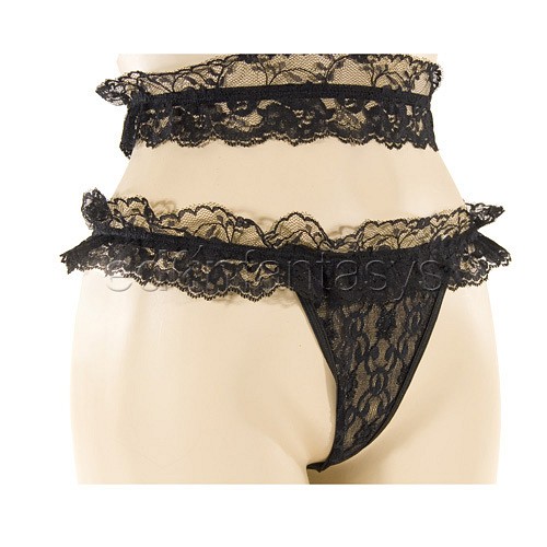 Product: Naughty nightwear choker w/panty