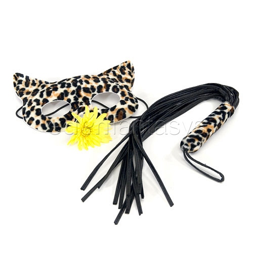 Product: Kitty Kat mask with whip