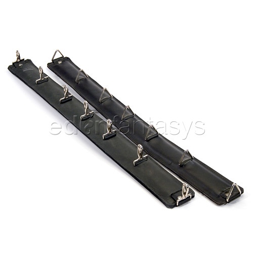 Product: Spreader with snap hooks