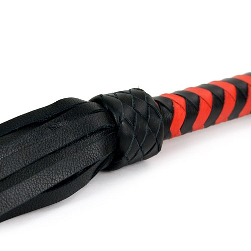 Product: Leather flogger