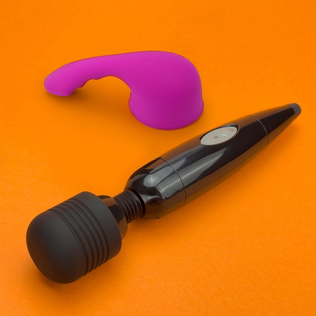 Product: Rechargeable wand massager G-spot set
