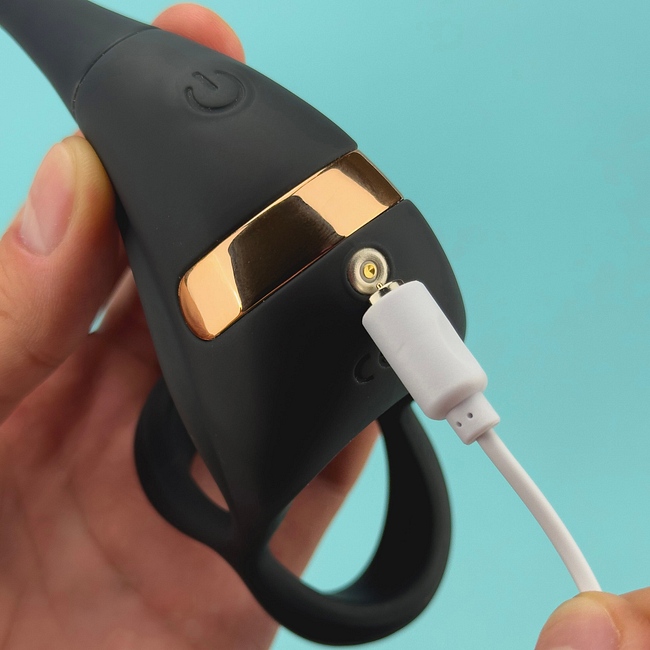 Product: USB magnet charger for Connection hyperbola