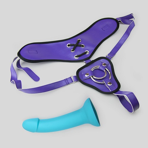 Wide back vegan harness and 6.5" dildo set