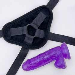 Soft touch harness and 6" dildo set
