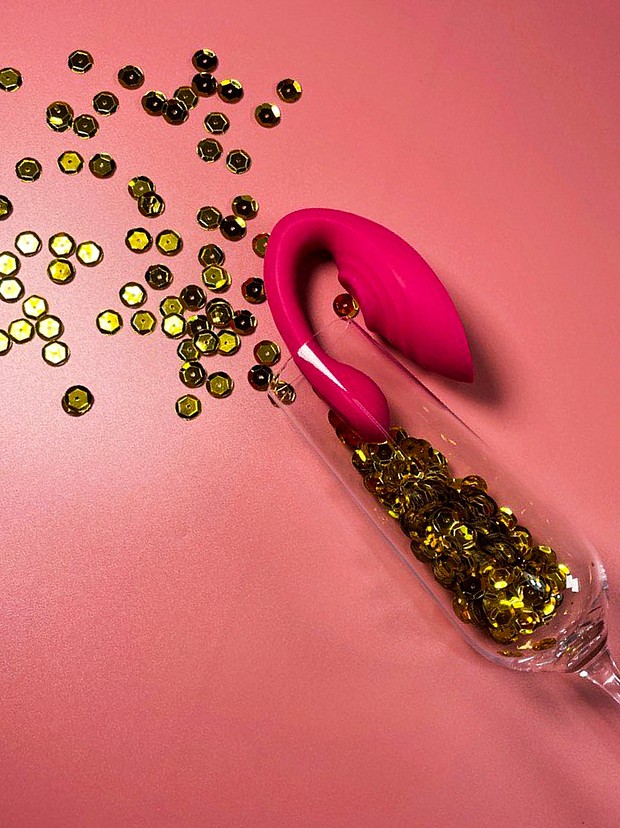 9 Ways To Get Xtra Naughty Under The Xmas Tree